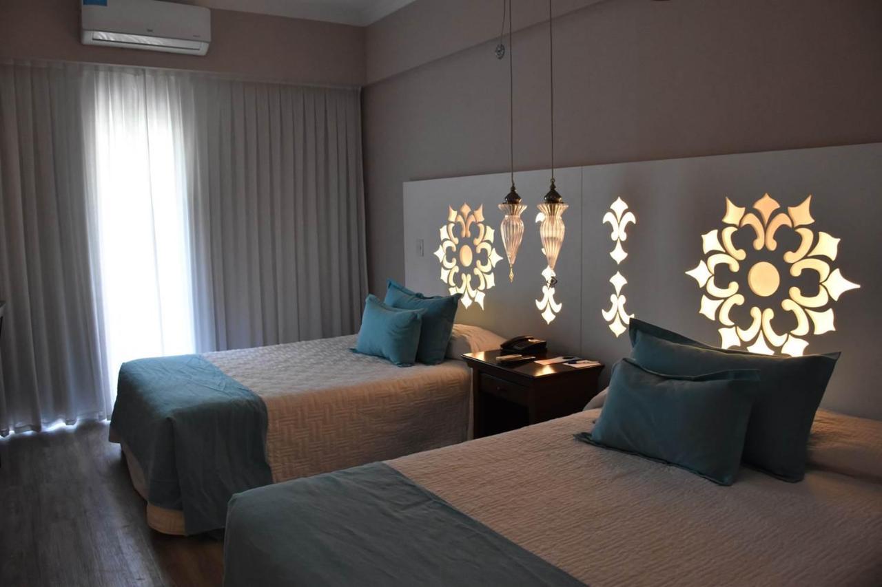 Howard Johnson Pilar Resort Spa & Convention Center מראה חיצוני תמונה