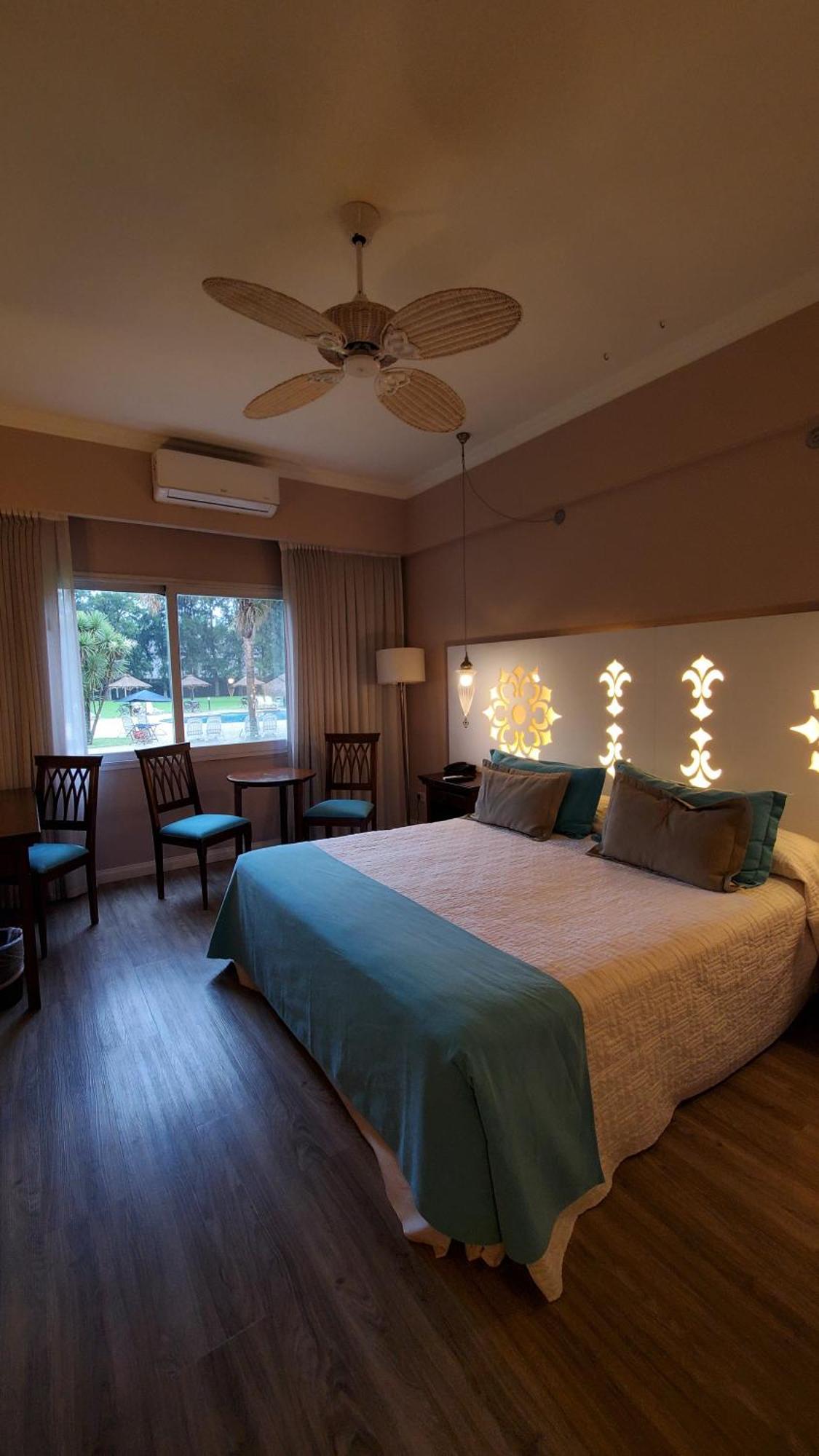 Howard Johnson Pilar Resort Spa & Convention Center מראה חיצוני תמונה